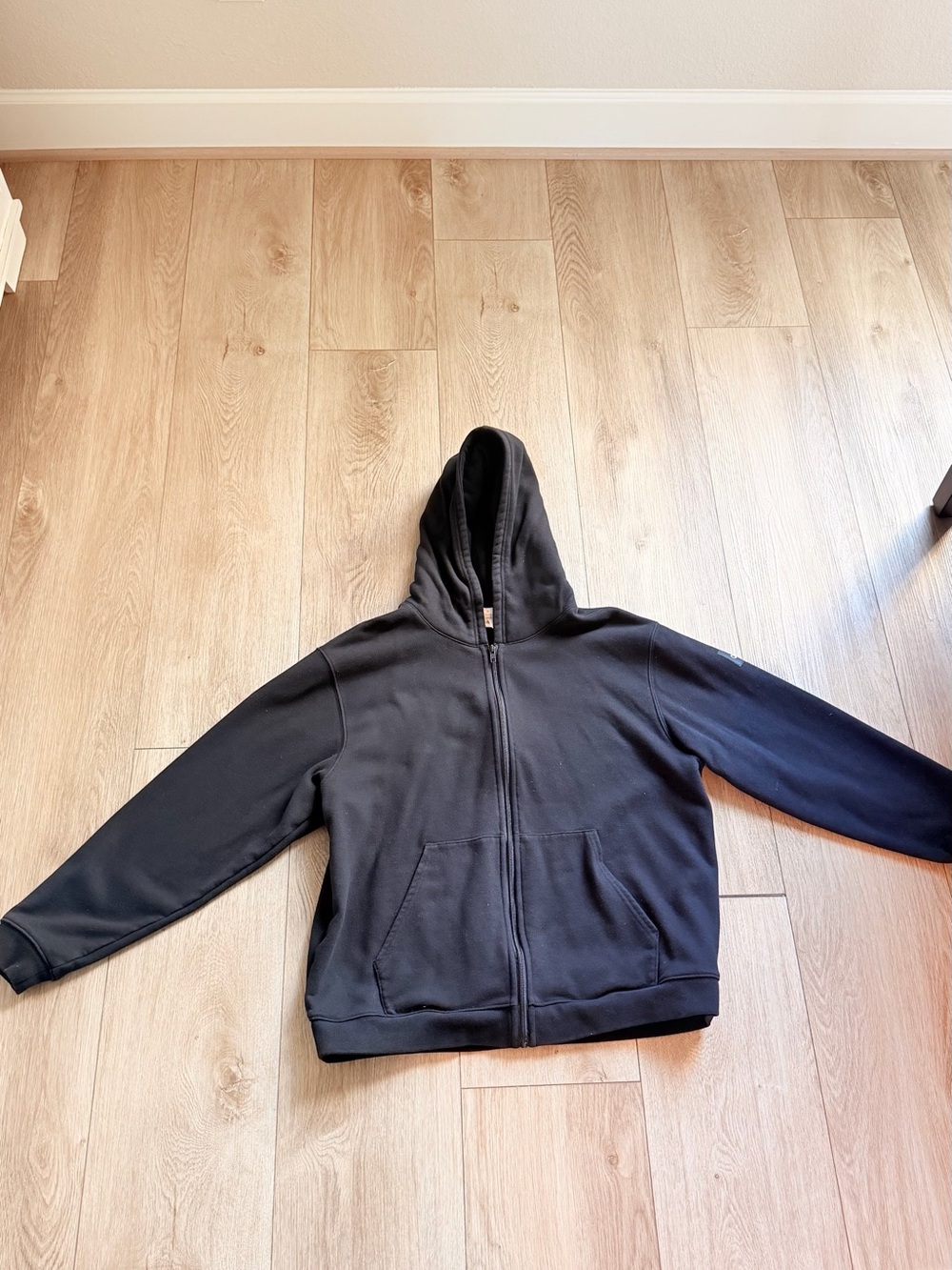 ALO Yoga Black Zip-Up Hooded Jacket